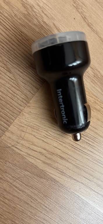 Caricabatterie: Auto Ladegerät USB, Zigarettenanzünder* – Usato da Spiez venduto da mpires 1