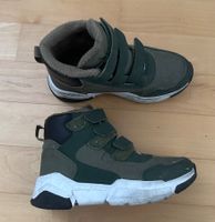 Schuhe Gr. 32