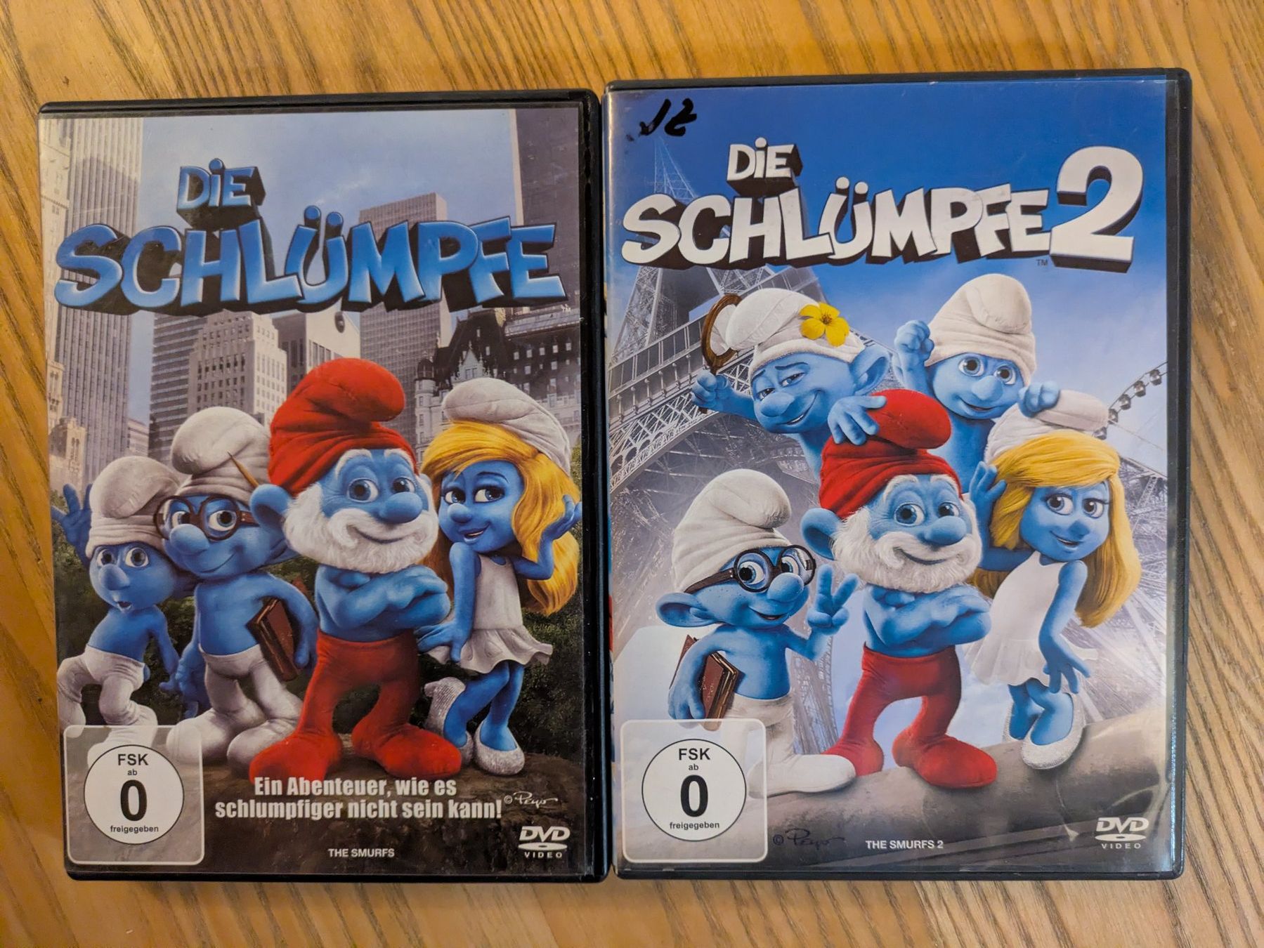 Tutti i DVDs: Die Schlümpfe 1 & 2 (2 DVD's) – Usato da Männedorf venduto da Pacer19