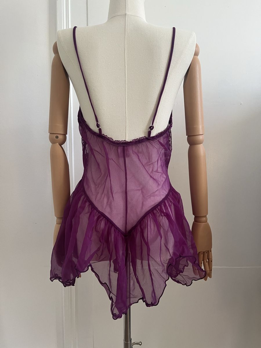 Top: Purple Lace Cami Top - Size S/M – Usato da Zürich venduto da Melina.A 2
