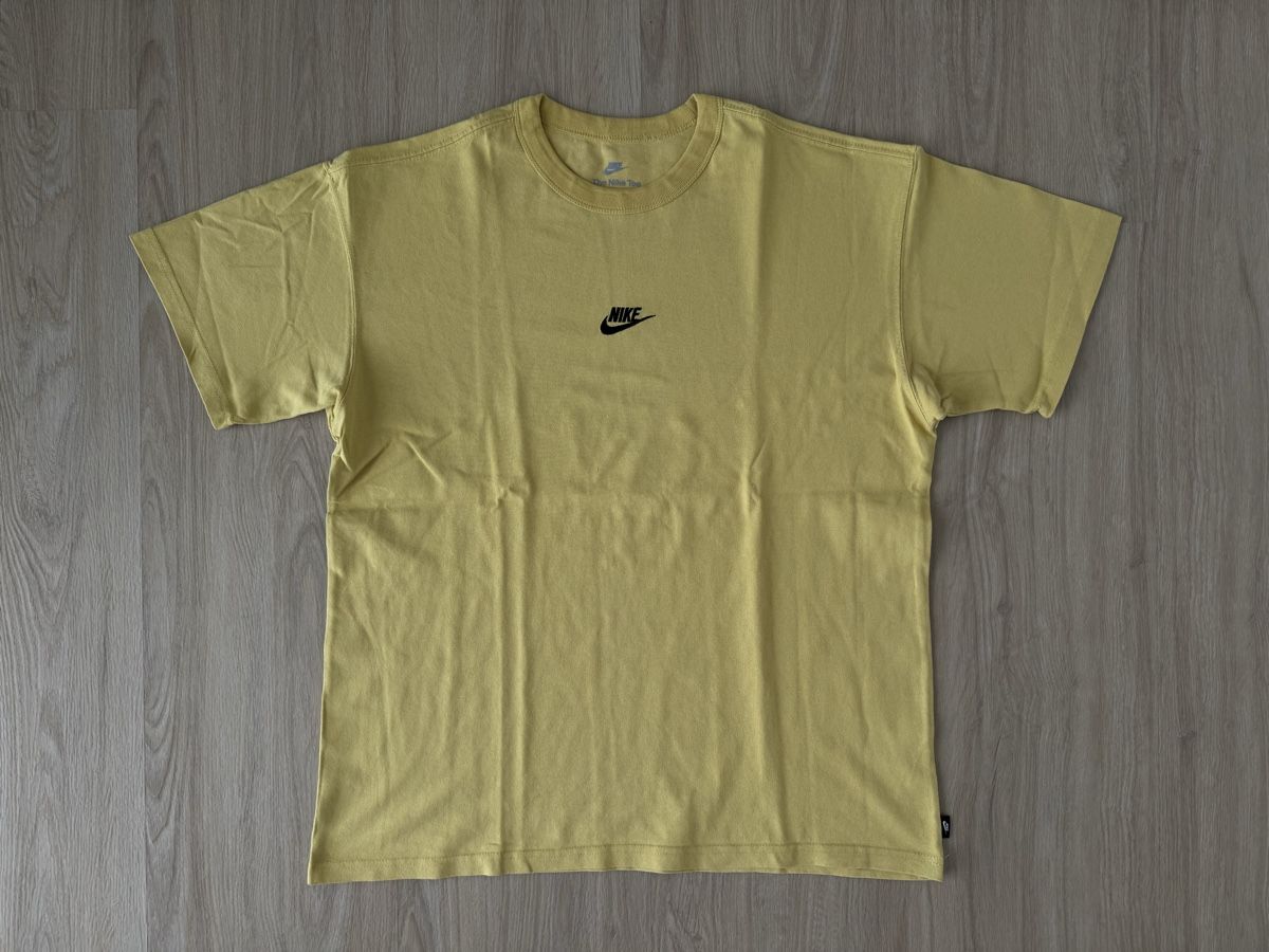Nike T-Shirts: Nike T-Shirt gelb Grösse M – Gebraucht aus Maisprach von jokoundklaas