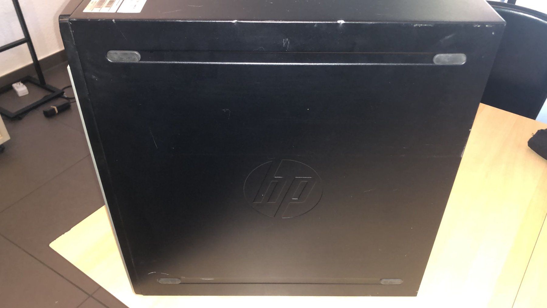 Hewlett Packard PC: Vends HP Compaq elite 8200 – Difettoso da Corpataux venduto da pfi_27t6 1
