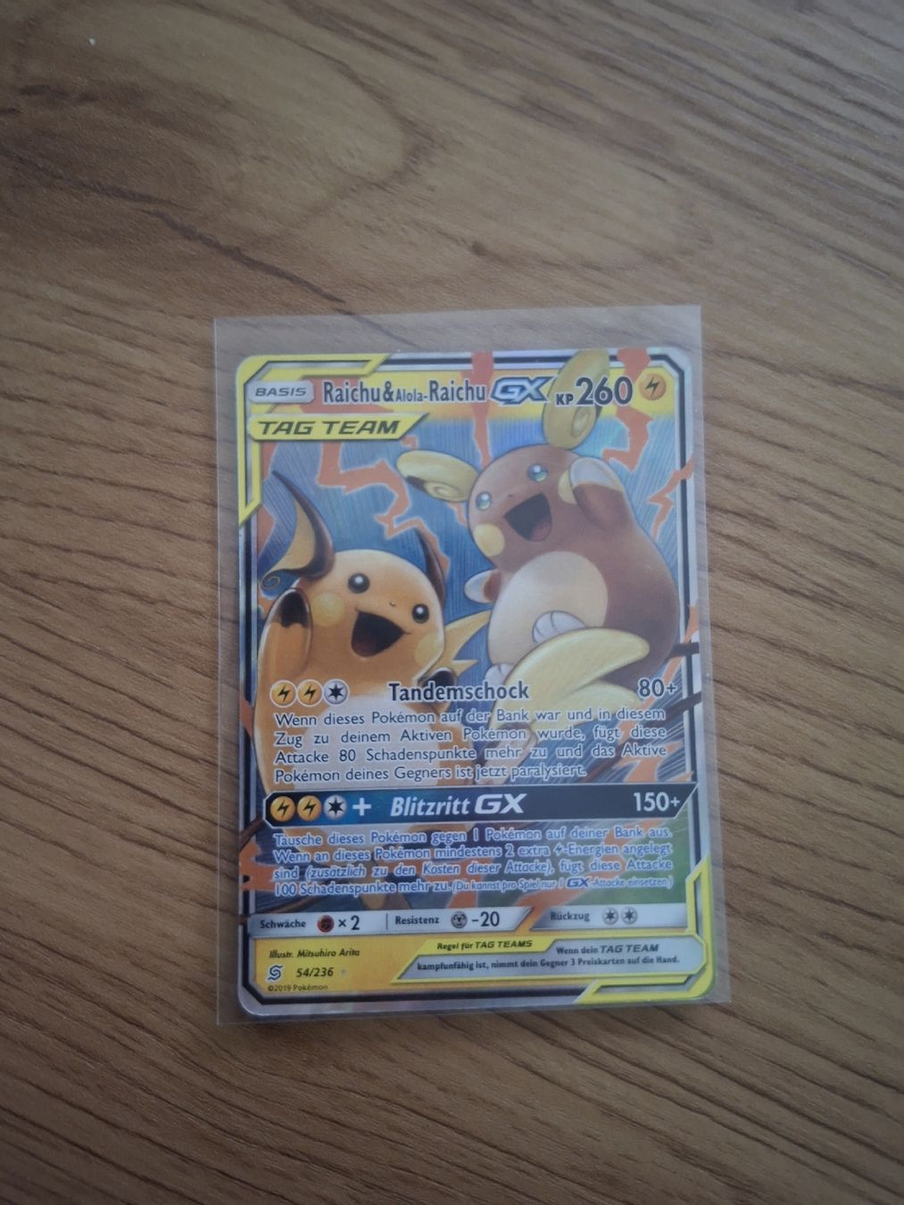 Pokémon Carte collezionabili: Raichu & Alola Raichu GX – Usato da Monthey venduto da rim1870