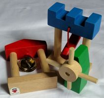Holzspielzeug 14 Teile, neuwertig