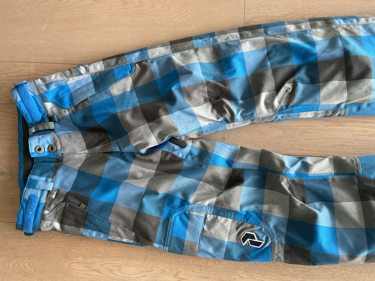 Peak Performance Hosen: Peak Performance Skihose/Snowboardhose Gr. 150cm – Gebraucht aus Stans von Javal21 2