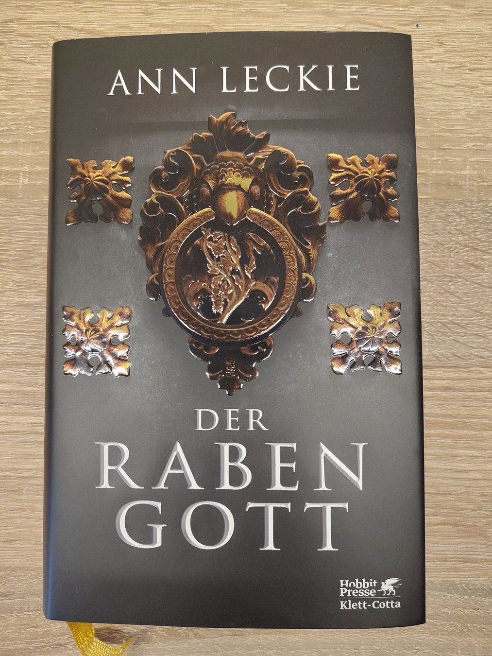 Libri: Der Rabengott, mit Farbschnitt – Usato da Steinen venduto da aislynn