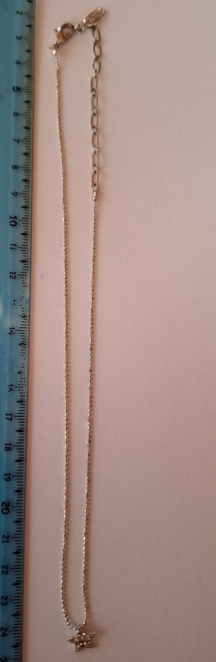 Ketten: Pilgrim Halskette mit Glitzerstern – Gebraucht aus Urtenen-Schönbühl von nerdgirl 4