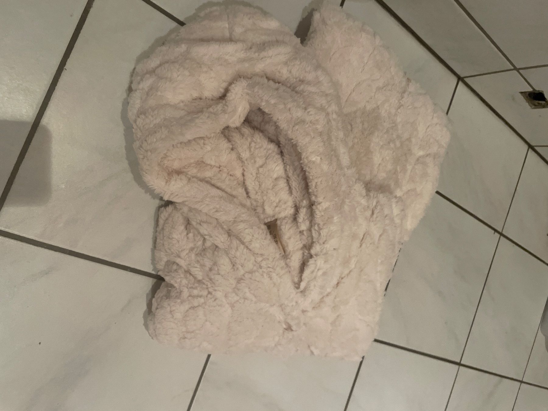 Accappatoi: Kuscheliger Teddy-Bademantel Gr.M Neu – Nuovo e nell'imballaggio originale da Kaiseraugst venduto da KlausSina 1