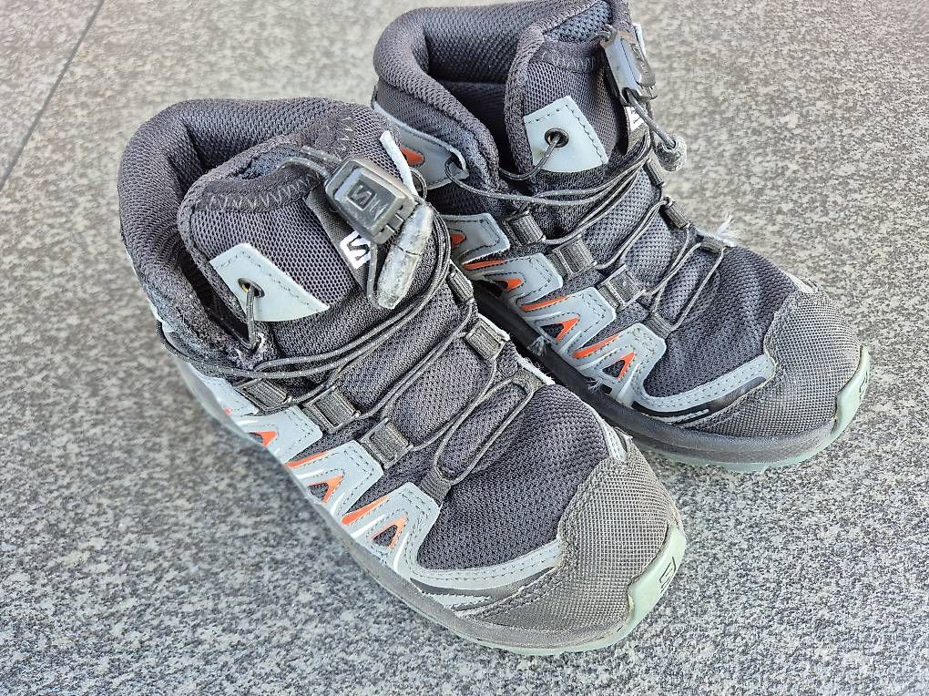 Salomon Scarpe per ragazzi: Wanderschuhe Salomon XA pro Gr. 32 – Usato da Giswil venduto da 0G6