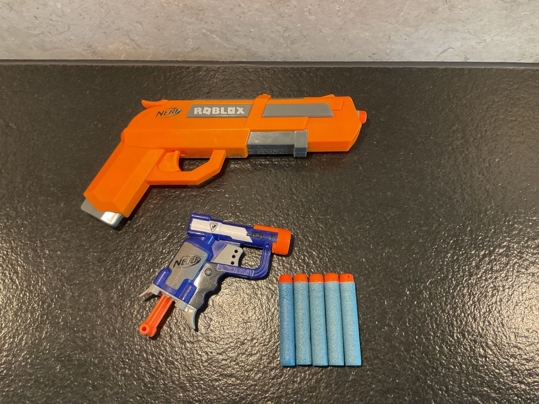 Nerf Giocattoli: Jouets pistolets NERF – Usato da Neuchâtel venduto da sta_7qfy 1