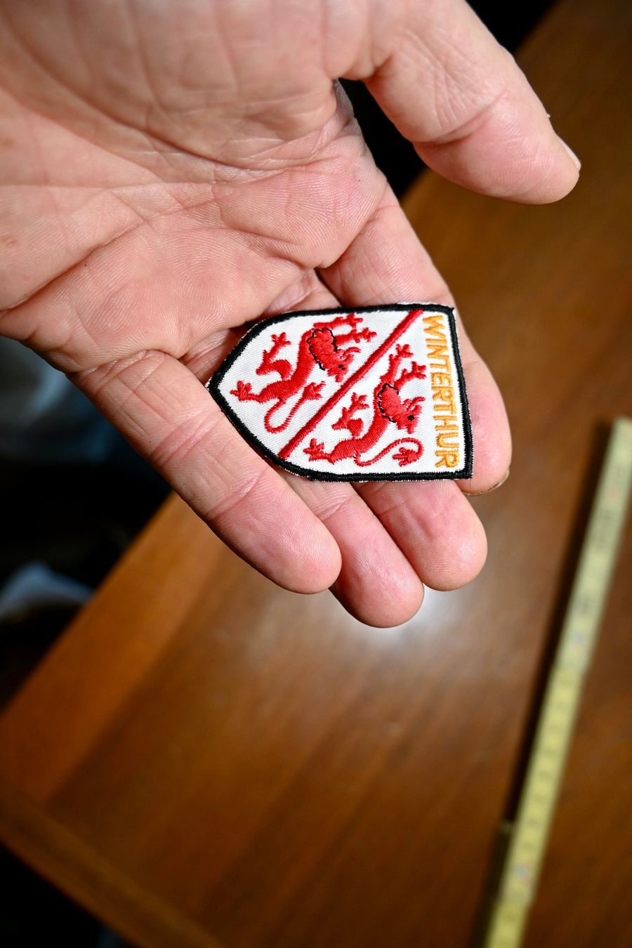 Swiss Placchette & Badge: WAPPEN  Winterthur PATCH badge AUFNÄHER klein – Usato da Pfaffhausen venduto da mono_rec 1