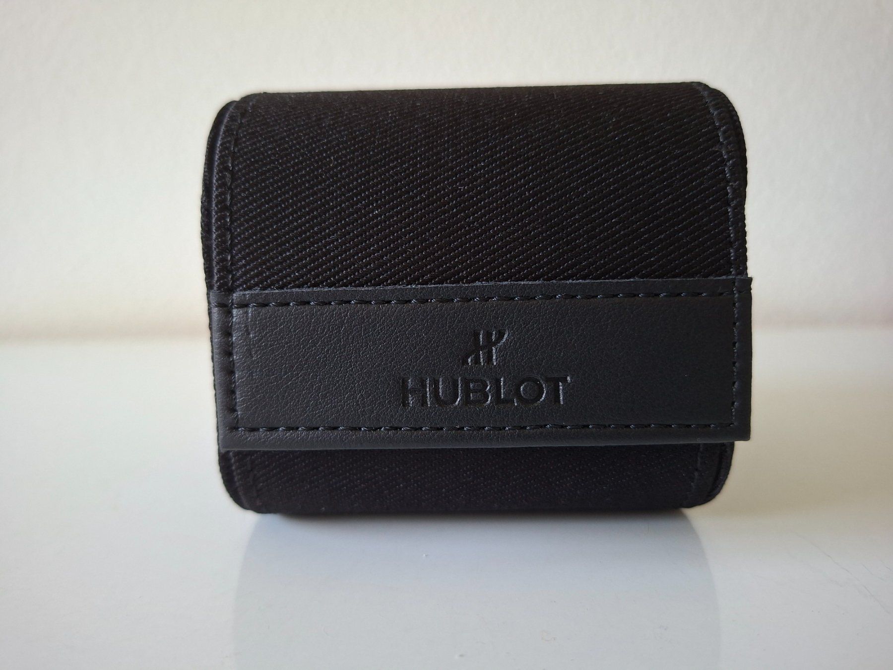 Hublot Boîtes de montres: HUBLOT   Uhrenbox   schwarz – Neuf (Voir description) à Zürich par Daniel517