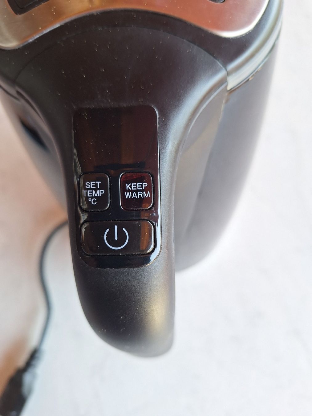 Bollitori: WASSERKOCHER KITCHENWARE SCHWARZ - 1,5 LITER – Usato da Huttwil venduto da Kunterbuntli 3