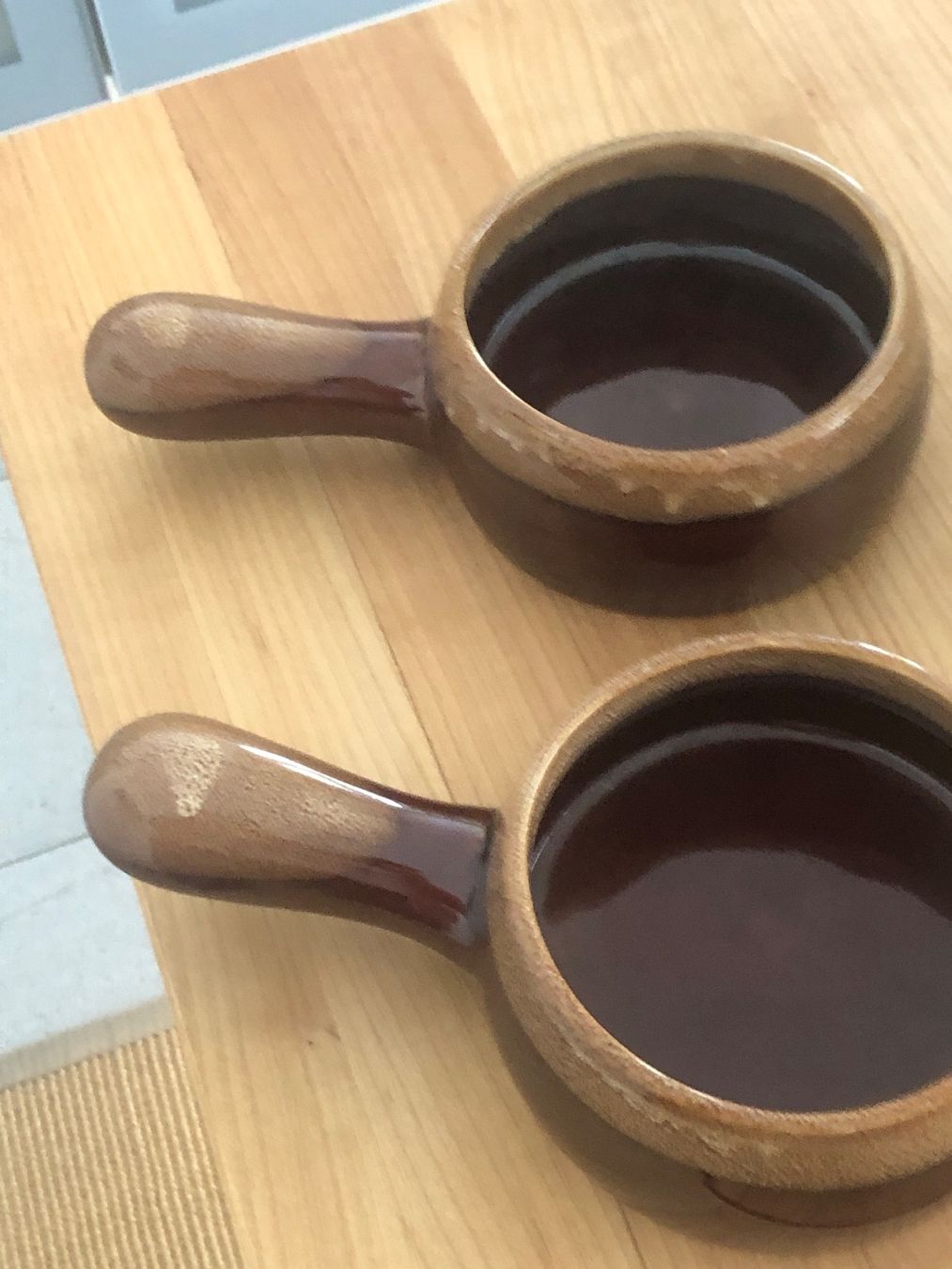 Tazze: 2 kleine Suppen-Caquelons – Usato da Eschenz venduto da glaro14 1