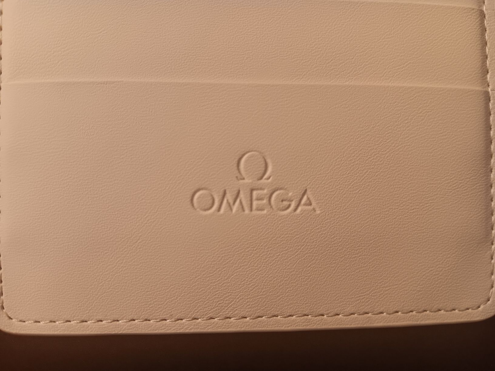 Portafogli: omega porte carte en cuir – Nuovo (secondo la descrizione) da Lausanne venduto da Grabock 2