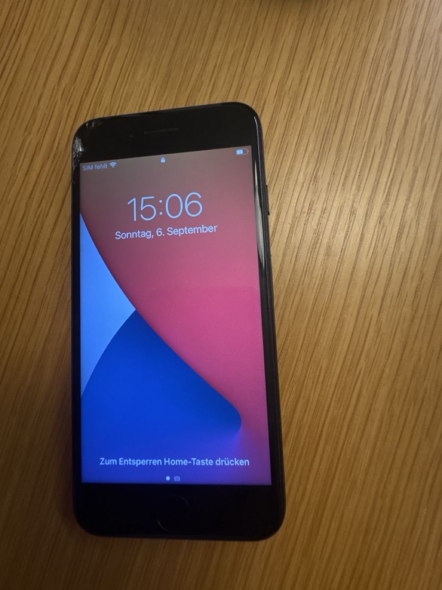 Apple Telefoni cellulari / Smartphones: IPhone 7 32GB Black – Usato da Rütihof venduto da ine_6zy5