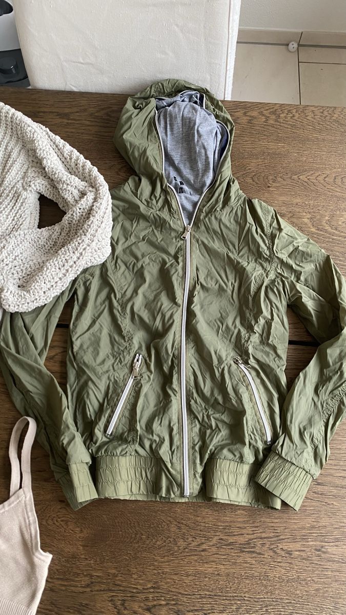 H&M Kleiderpakete: Kleider Paket: H&M Pullover gestrickt Chicorée Grösse XS – Gebraucht aus Hochwald von _biene_ 1