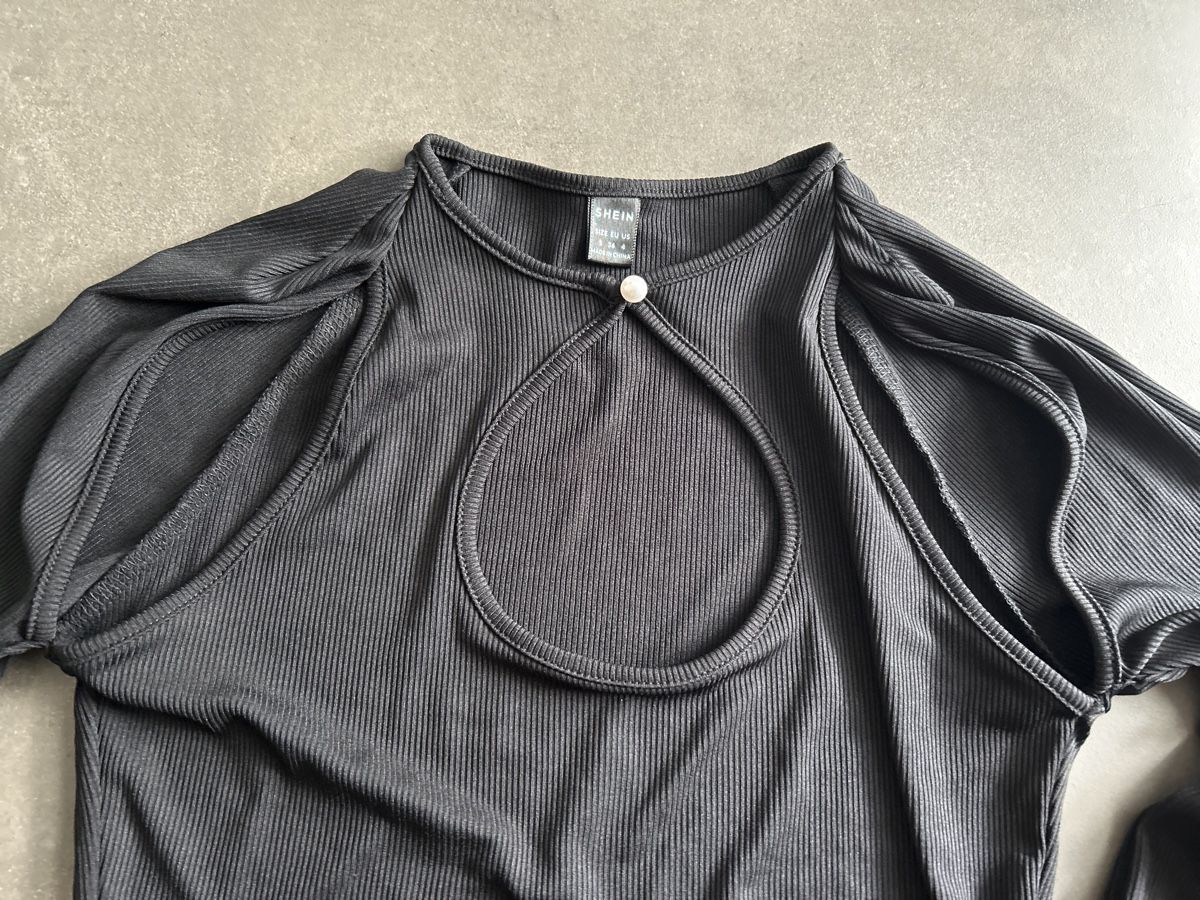 Shein Top: Shein top taille S – Usato da Delémont venduto da Ma_LoU.01 1