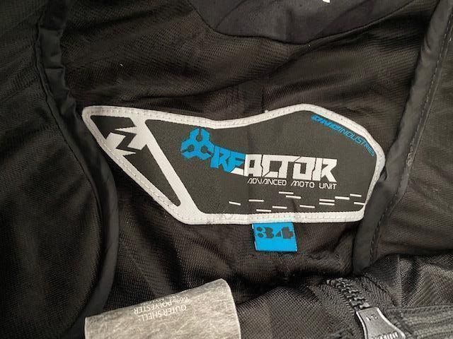 Hosen: Reactor downhill bike shorts – Gebraucht aus Dallenwil von ZD2019 2