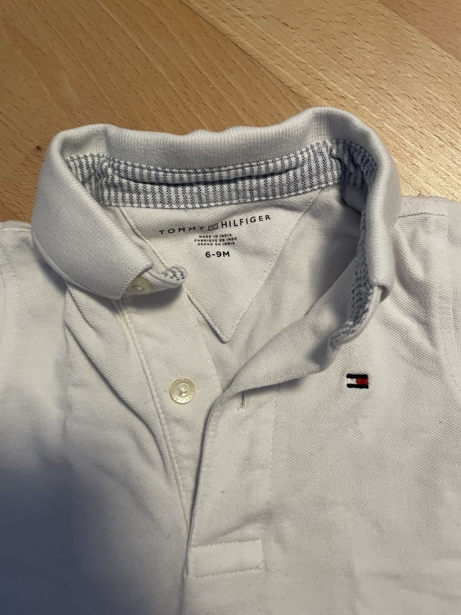 Lotti & Set di vestiti: Tommy Hilfiger baby – Usato da Hausen AG venduto da Hefe03 1