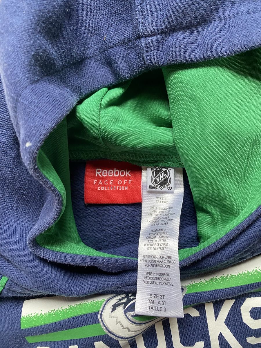 Pullover & Sweatshirts: Hoodie Vancouver Canucks 98 – Gebraucht aus Happerswil von angela_schlatt 1