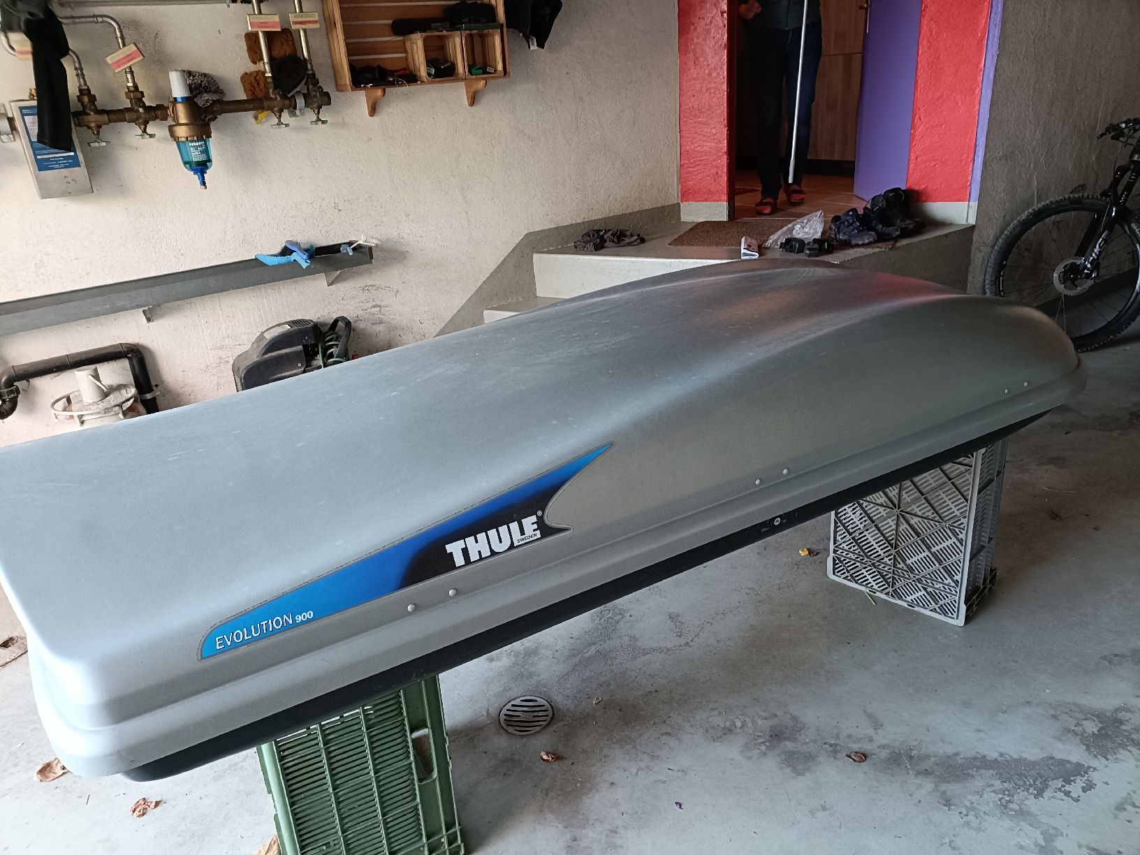 Thule Dachboxen: Thule Dachbox Evolution 900  – Gebraucht aus Dällikon von sts_99cn 3