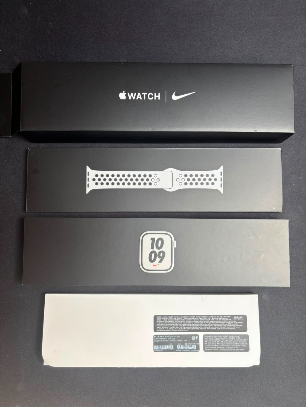 Apple Smartwatch: Apple Watch Nike Series 7 neuwertig – Nuovo (secondo la descrizione) da Frenkendorf venduto da leo_697q