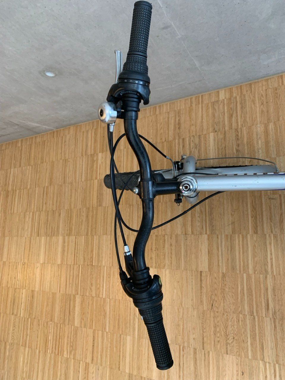 Vélos: Vélo 24 pouces – D'occasion à Meyrin par Magoua 3