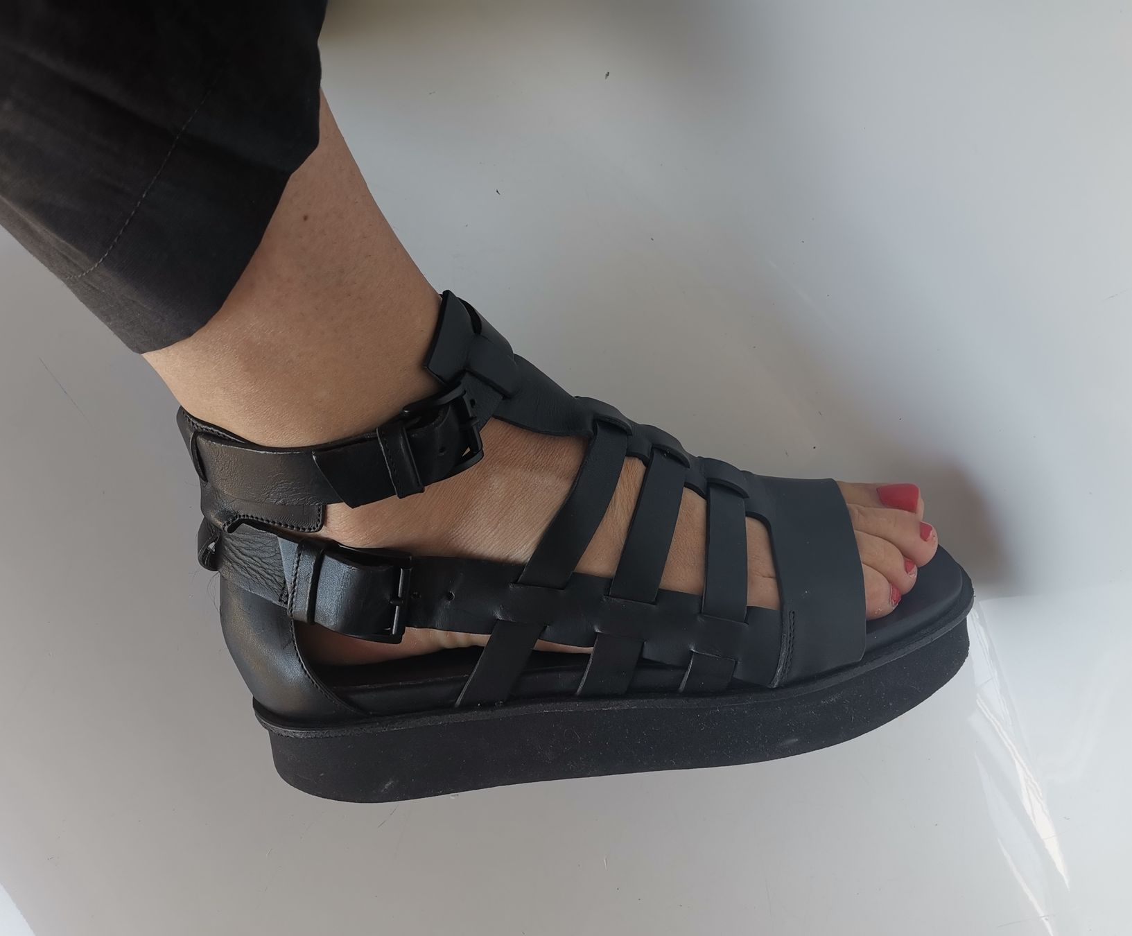 Vic Matié Chaussures femmes: Vic Matie Sandalen  – D'occasion à Uerikon par pink_flamingo 3