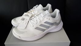 Hallenschuh Adidas Novaflight Primegreen Gr.40