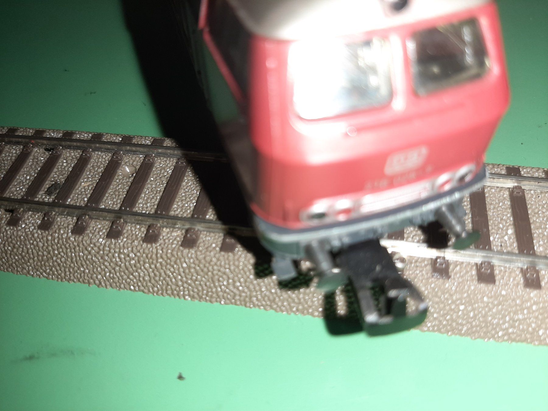 Märklin Modelleisenbahnen: MARKLIN HAMO DB 216 025-7 – Gebraucht aus Avully von RIVALIS 3