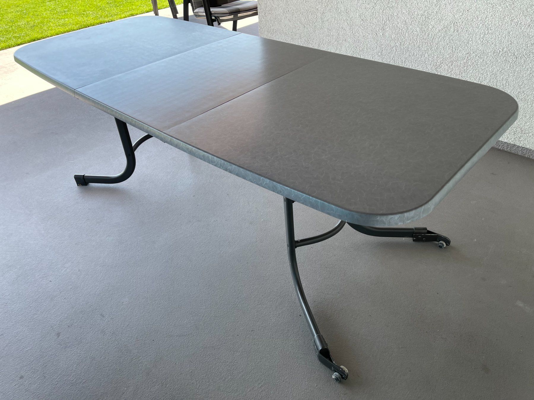 Tables: Gartentisch ausziehbar – D'occasion à Volketswil par hug_pg7v 1