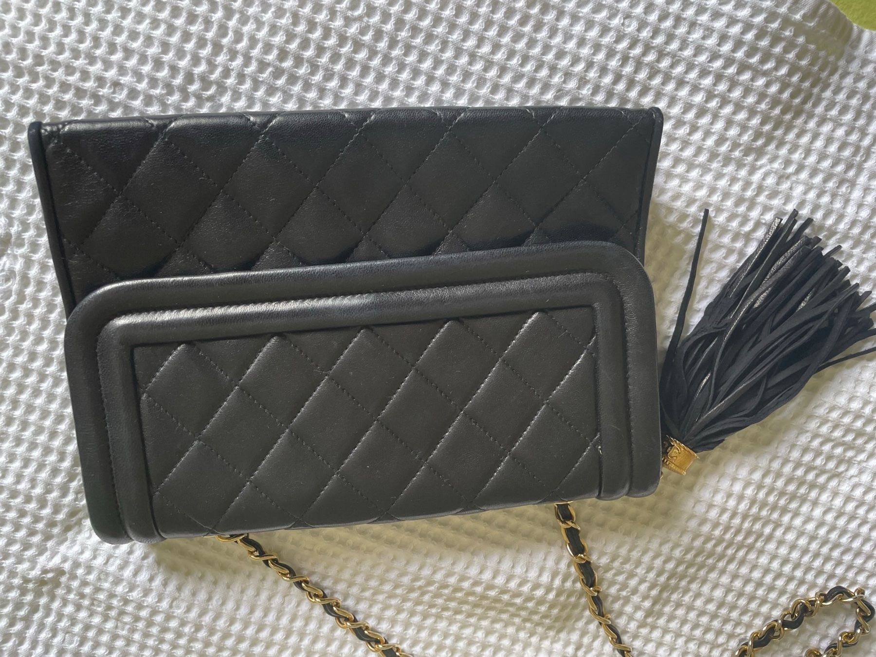 Chanel Borse da donna: Sac Chanel – Usato da Buttes venduto da ButtA15 9