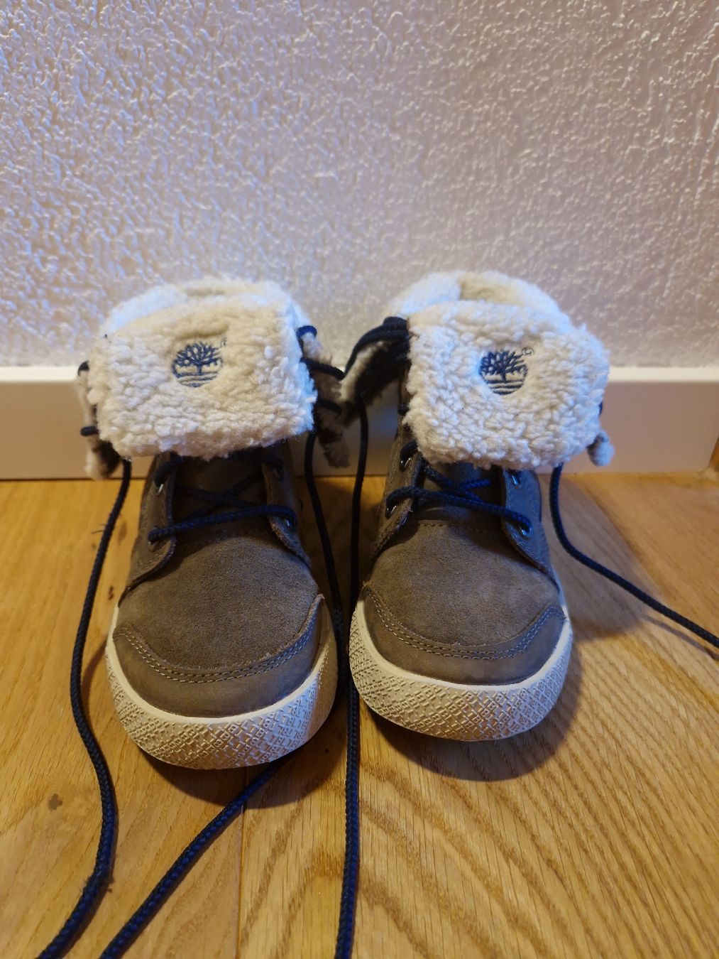 Timberland Scarpe per ragazze: Timberland Stiefel Mädchen Grösse 26.5 – Usato da Mellingen venduto da BiBi.16 1