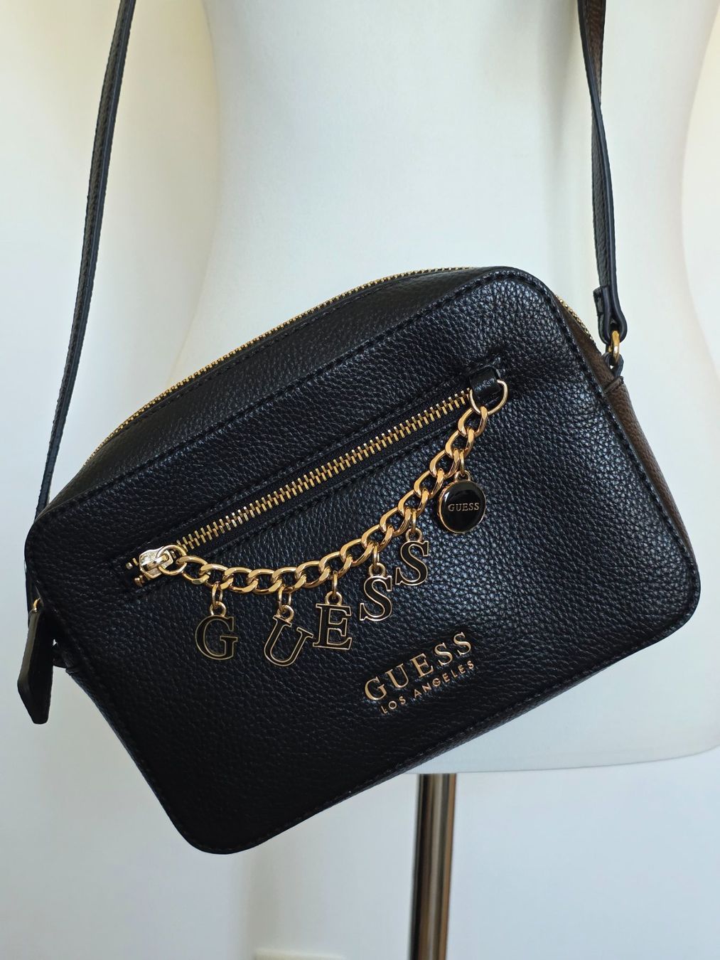Guess Borse da donna: GUESS Handtasche – Usato da Altstätten SG venduto da Calendula-7 1