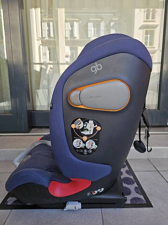 Seggiolini per auto: Siège enfant évolutif GB Everna-fix – Usato da Lausanne venduto da PMD82 2