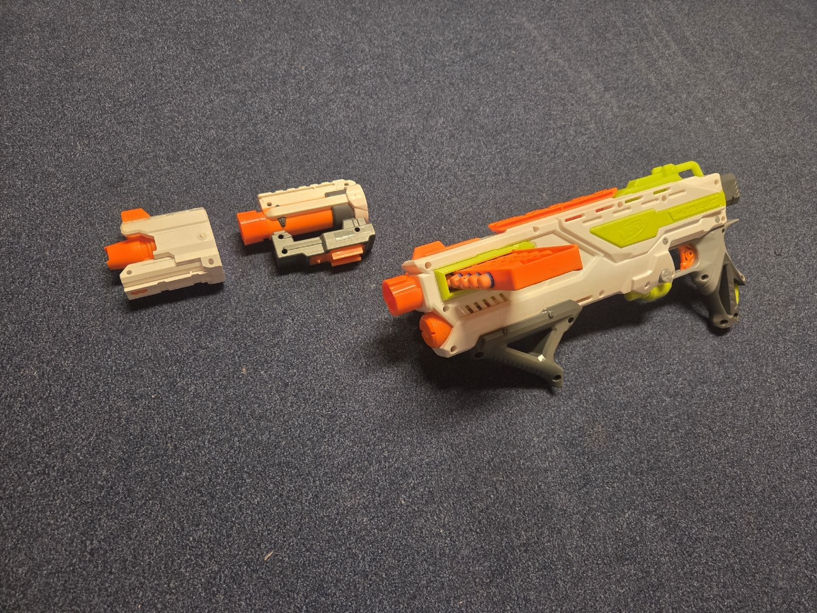 Nerf Giocattoli: Nerfgun mit Munition – Usato da Thalwil venduto da Noah_zh 2