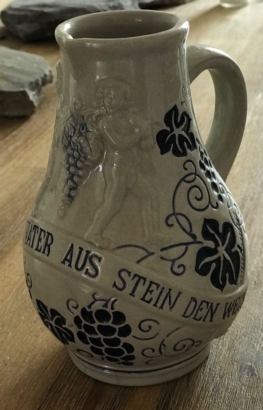 Caraffe: Weinkrug Stein 0.5 Liter – Usato da Wengen venduto da rotstock1696 1