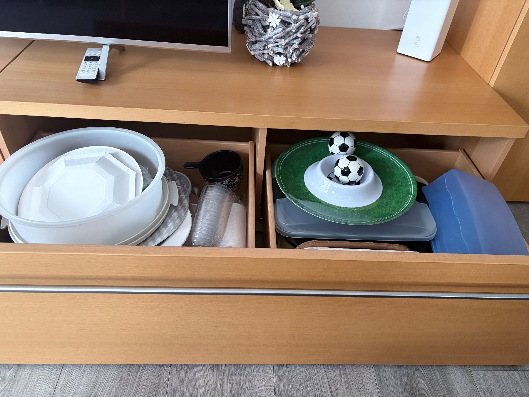 Vetrine: TV-Element mit Vitrine – Usato da Zufikon venduto da zufi05 2