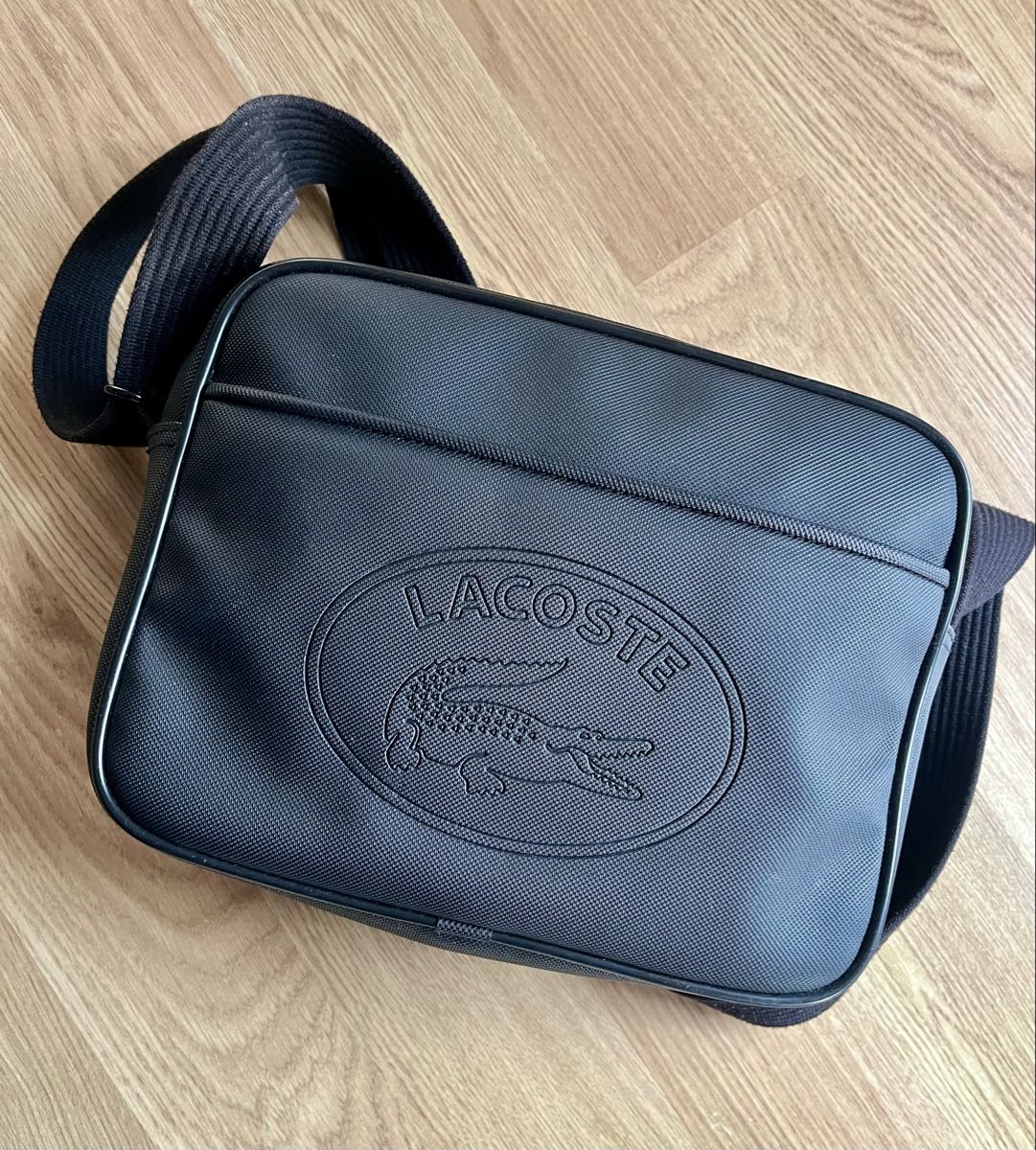 Lacoste Altro in  Abbigliamento & Accessori: Sacoche Lacoste – Usato da Biel/Bienne venduto da Teric22