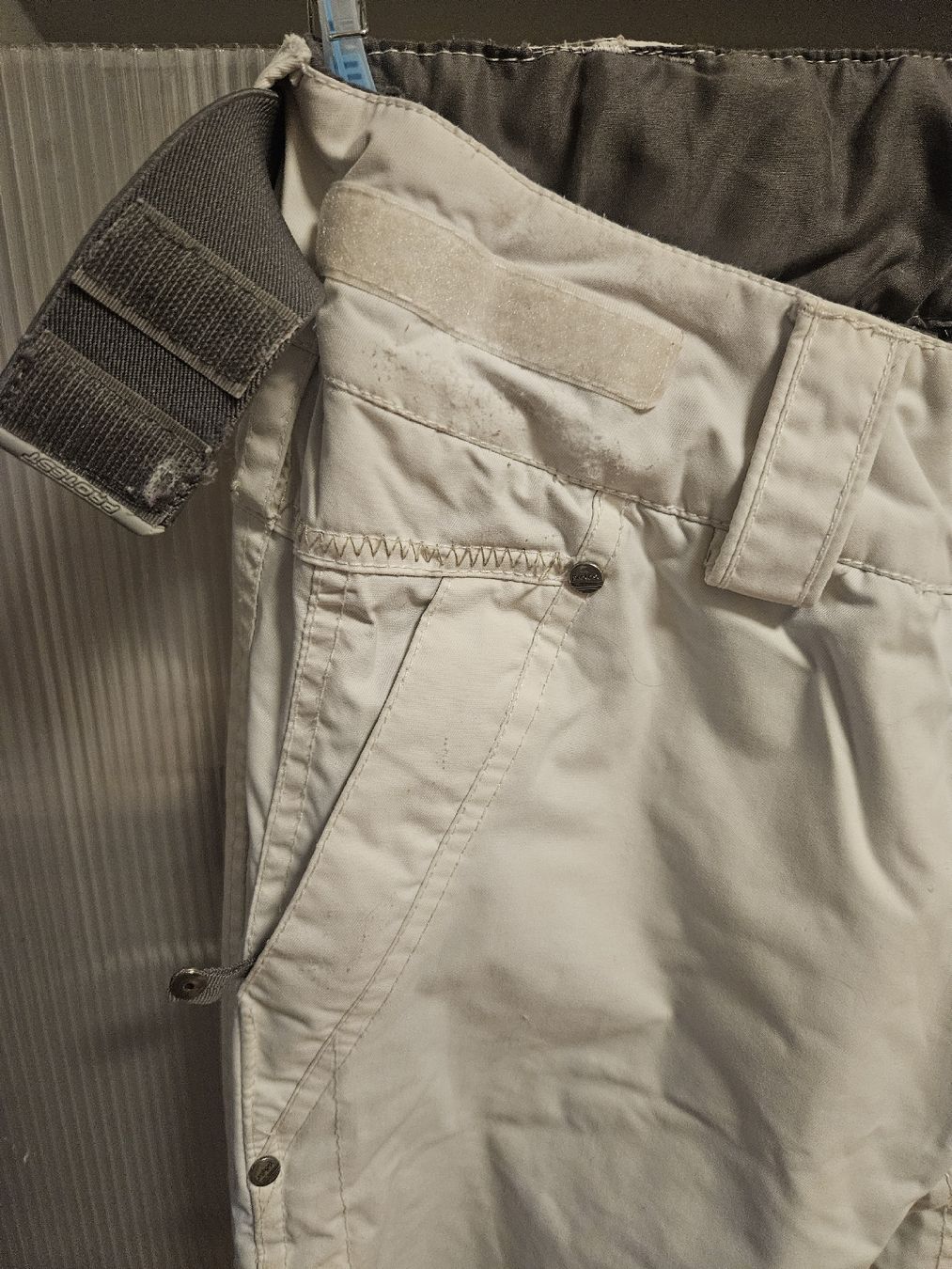 Protest Pantaloni: Skihose Gr. XS - Protest - Spendenaktion – Nuovo (secondo la descrizione) da Unterkulm venduto da Beljasch 2