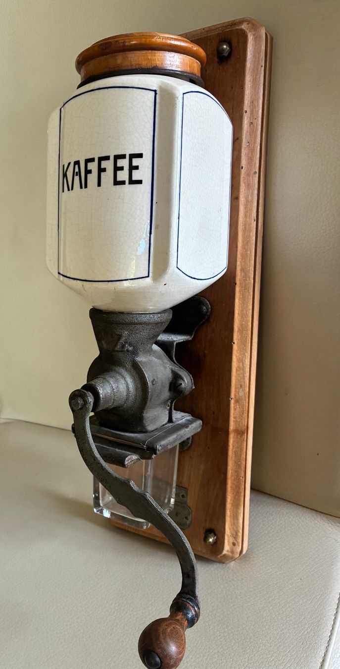 Elettrodomestici da cucina: Antike Wand-Kaffeemühle – Usato da Uznach venduto da Kas-Fri 3