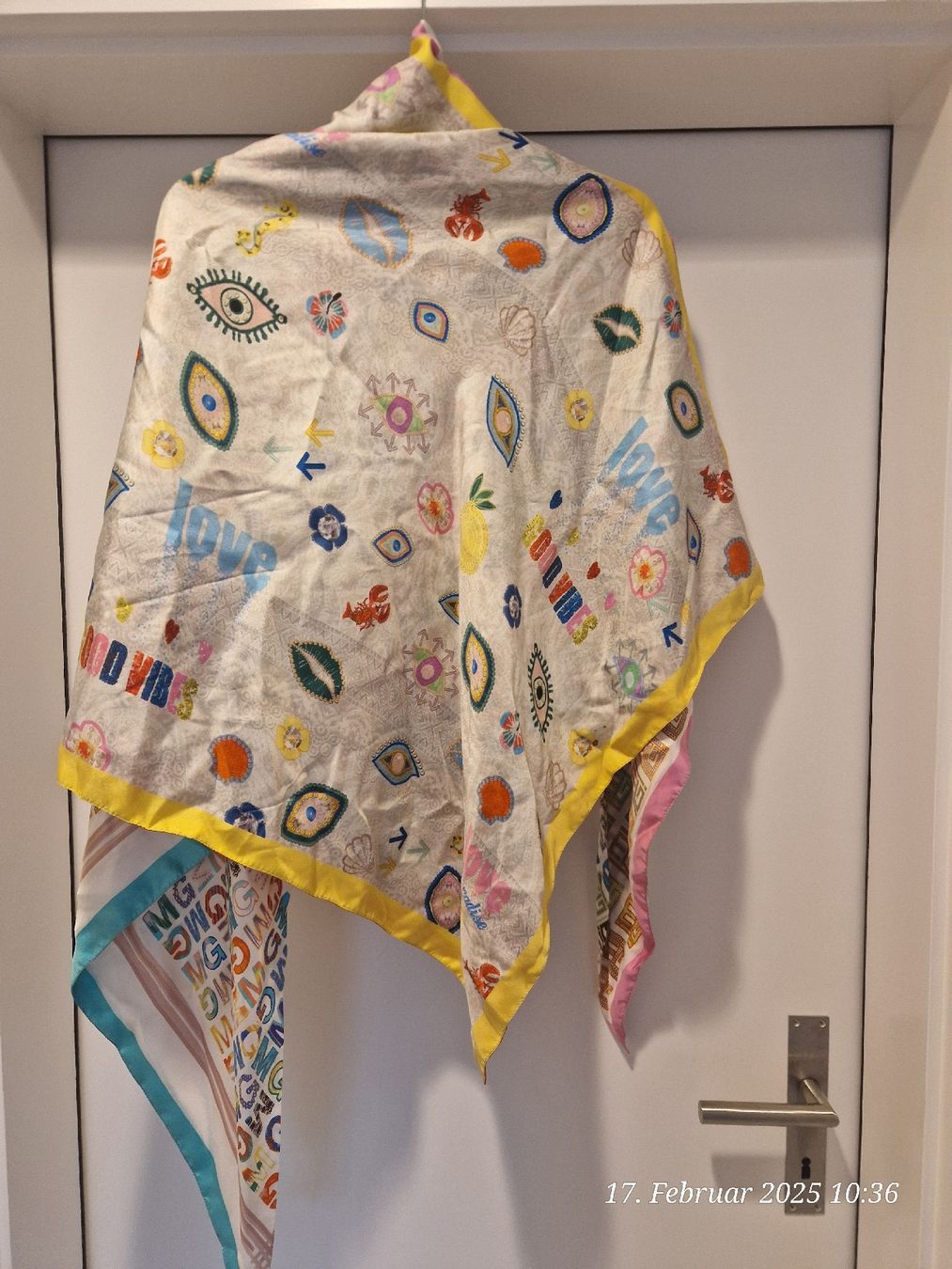 Foulard & Sciarpe: Mucho Gusto Seidentuch dreieckig – Usato da Bünzen venduto da Milly32 3