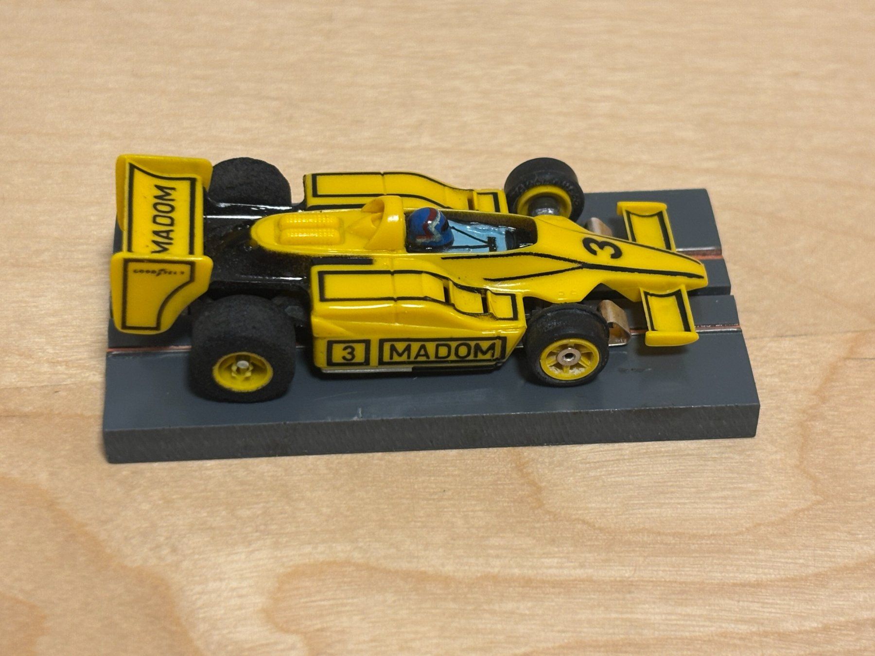 Faller Piste: Faller/Aurora AFX G+Plus Lotus "Madom" mit Box – Nuovo (secondo la descrizione) da Bülach venduto da h0slotch 6