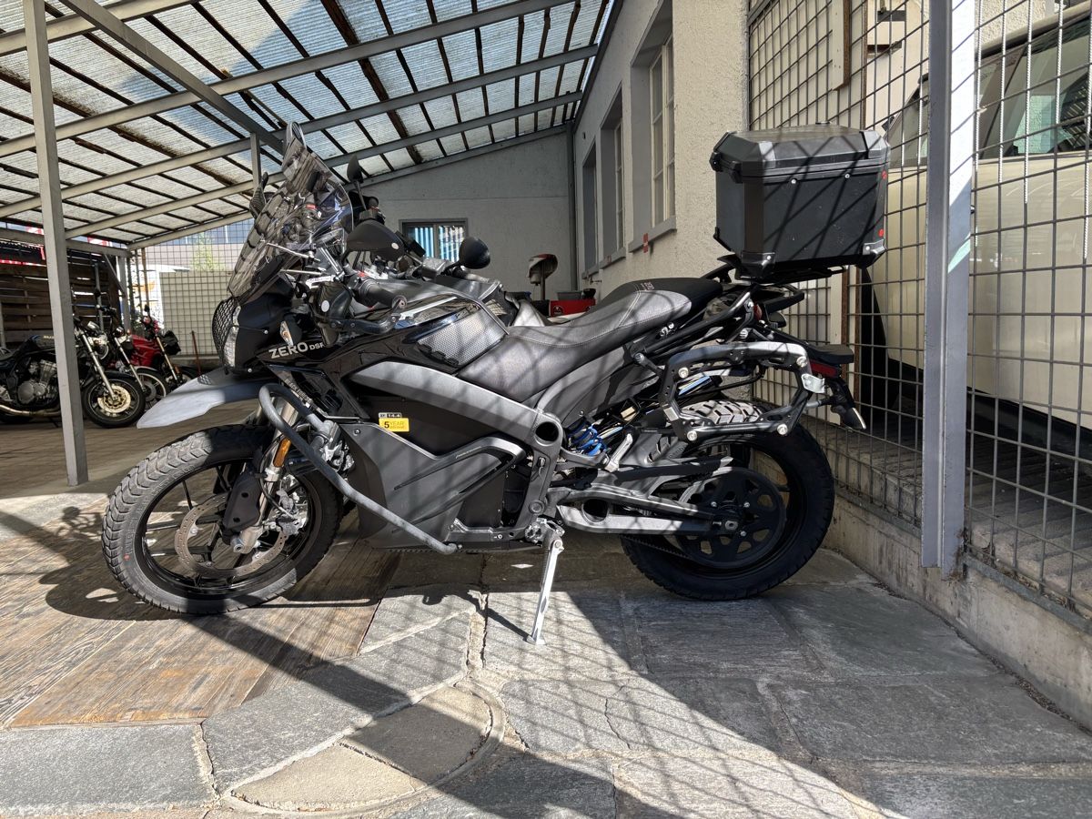 Zero Motorcycles Enduro: Zero DSR Black Forest – Gebraucht aus Mauren von dieselpower_m 3