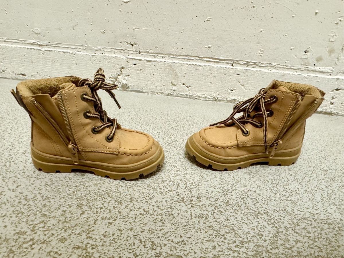 H&M Schuhe für Jungen: Kids Winter Boots with Warm Lining Size 24 – Gebraucht aus Brugg AG von Winter789 2