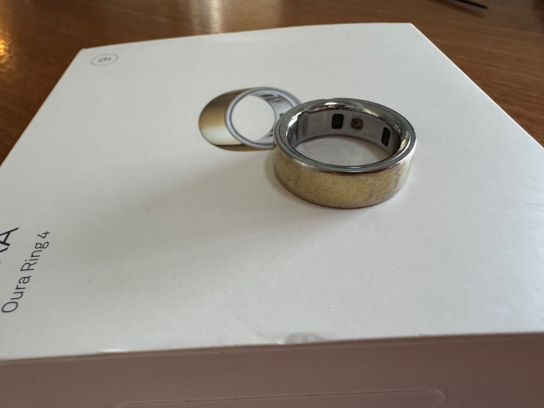 Oura Anelli: Oura Ring 4 Smart-Ring Grösse 9 gebraucht gold – Usato da Buchs ZH venduto da lis_fv6v 3