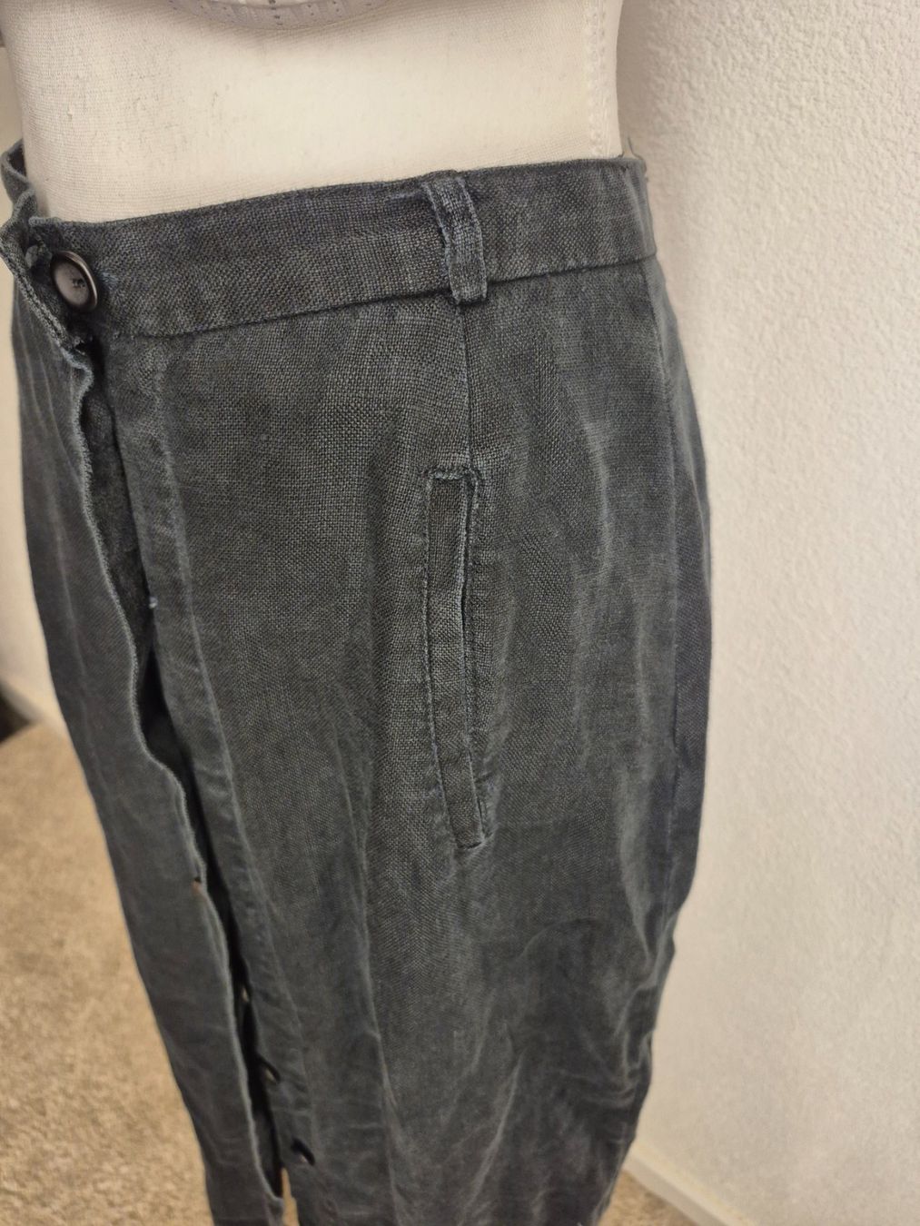 Röcke: Maxirock mit Knopfleiste, 100% Leinen, Grösse 36 – Gebraucht aus La Neuveville von Vestiaire_2011 3