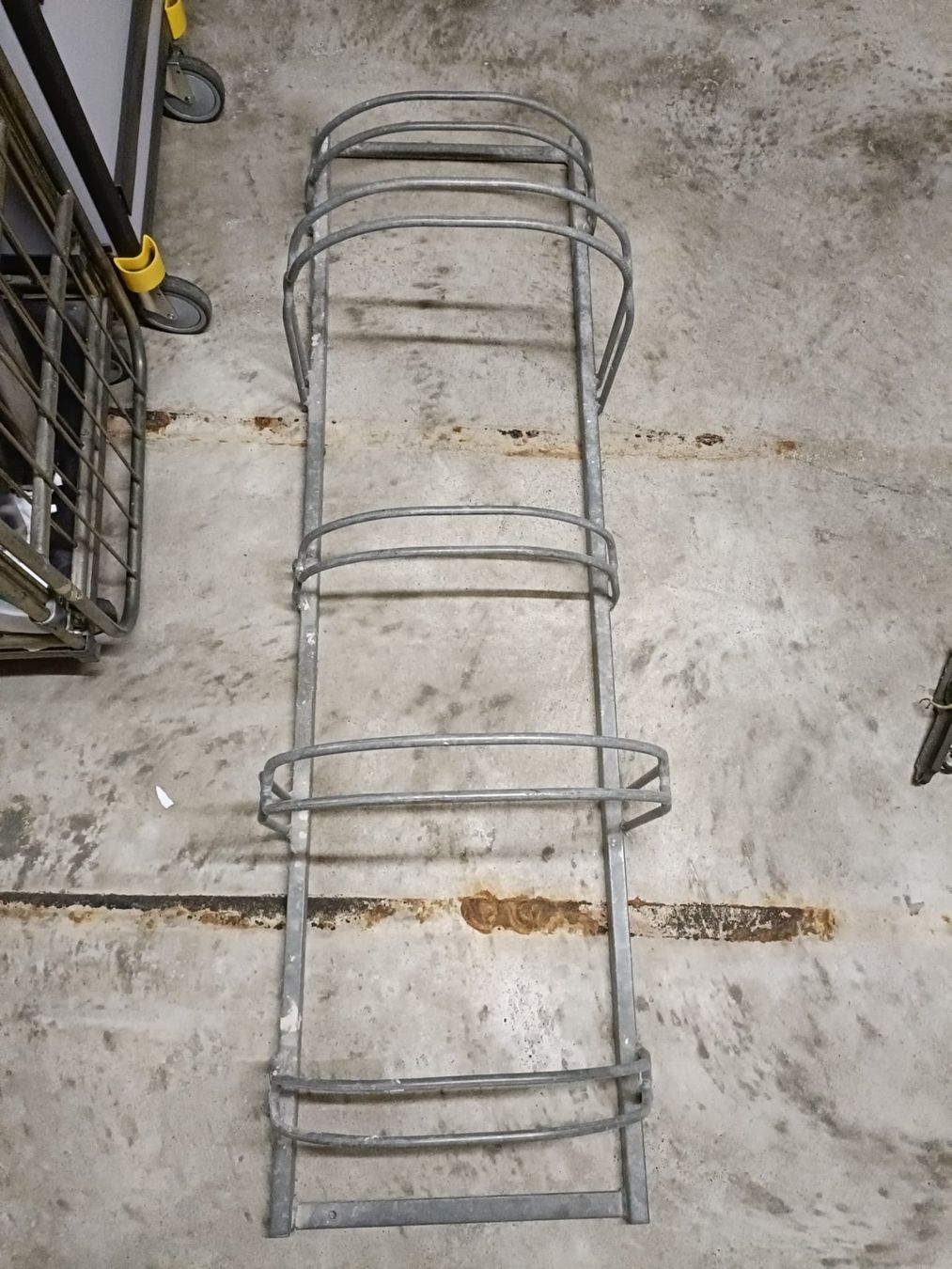 Cavalletti per biciclette: Veloständer zu verkaufen – Usato da Kappel SO venduto da Kreuzbeizer 1