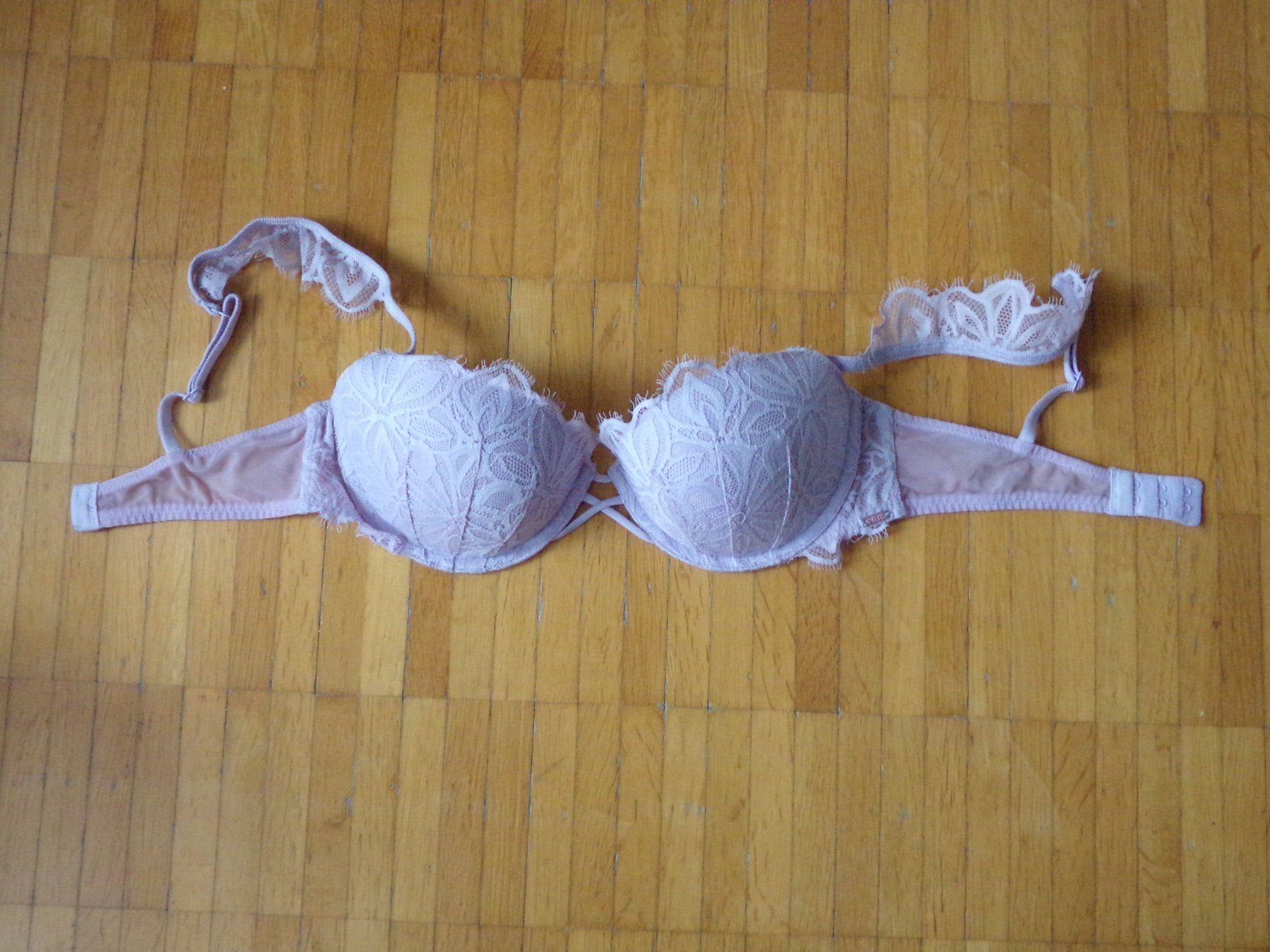 Altra biancheria intima: Damen BH violett  Gr. Ca 75 C – Usato da Winterthur venduto da Jessi_di 1